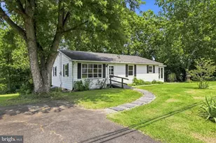 4533 Miller Dr, Mount Joy, PA 17552 - Photo 2
