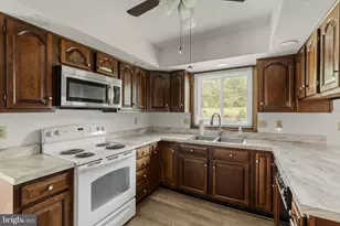 106 Raybil Dr, Bowmansville, PA 17507 - Photo 10