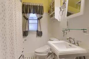 26 W Lemon St, Lititz, PA 17543 - Photo 16