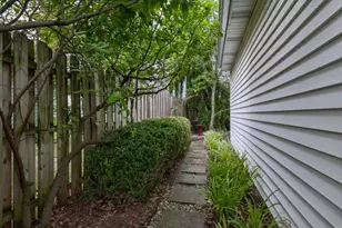 26 W Lemon St, Lititz, PA 17543 - Photo 24