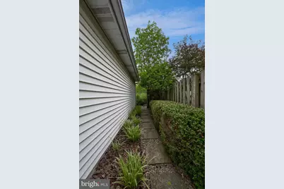 26 W Lemon Street, Lititz, PA 17543 - Photo 28