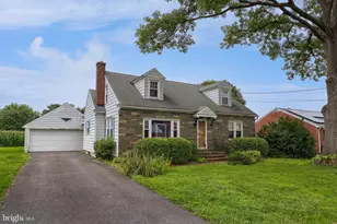 9 Barbara Ave, Willow Street, PA 17584 - Photo 1