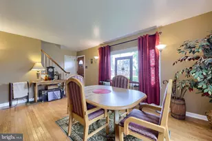 9 Barbara Ave, Willow Street, PA 17584 - Photo 8