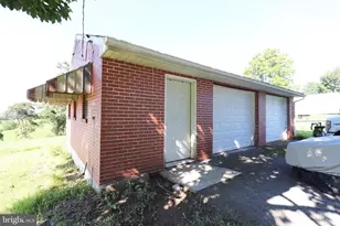 634 E 28th Division Hwy, Lititz, PA 17543 - Photo 24