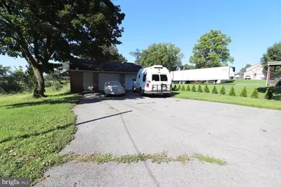 634 E 28th Division Highway, Lititz, PA 17543 - Photo 30