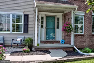 16 Hemlock Dr, Lancaster, PA 17602 - Photo 2