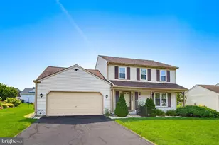 214 Mentzer Ave, New Holland, PA 17557 - Photo 1