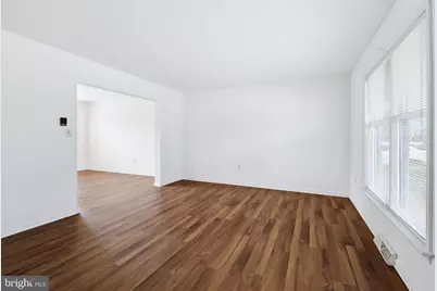 214 Mentzer Avenue, New Holland, PA 17557 - Photo 8