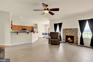 338 Darlington Ct, Lancaster, PA 17601 - Photo 8