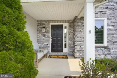 821 Cambridge Drive, Manheim, PA 17545 - Photo 2