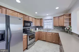 524 Thornberry Ln, Lititz, PA 17543 - Photo 12