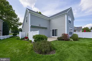 524 Thornberry Ln, Lititz, PA 17543 - Photo 2