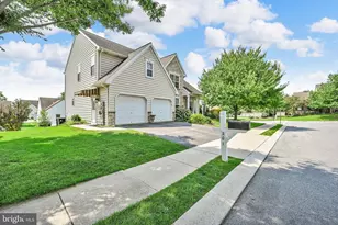 301 Hollow View, Manheim, PA 17545 - Photo 4