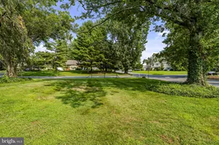 1230 Country Club Dr, Lancaster, PA 17601 - Photo 16