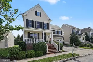 7 Thistle Grn, Lancaster, PA 17602 - Photo 2