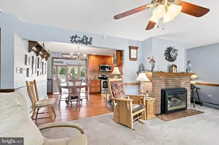 215 Wynwood Dr, Willow Street, PA 17584 - Photo 8