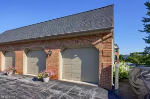 161 Cobblestone Ln, Lancaster, PA 17601 - Photo 6