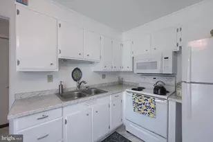 901 Sherry Ln, Lancaster, PA 17601 - Photo 8