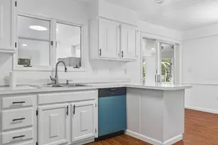 2210 Berkshire Rd, Lancaster, PA 17603 - Photo 6