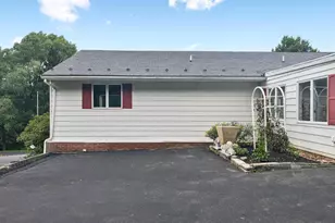 2210 Berkshire Rd, Lancaster, PA 17603 - Photo 28