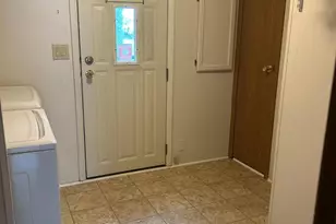 675 Lilac Dr, New Providence, PA 17560 - Photo 2