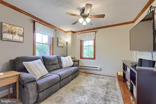 925 Maple St, Lititz, PA 17543 - Photo 28