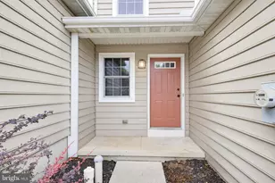 766 Keller Dr, Lititz, PA 17543 - Photo 4
