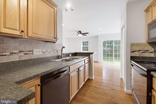 766 Keller Dr, Lititz, PA 17543 - Photo 10