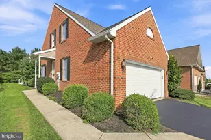 2 Spring Hill Ln, Mountville, PA 17554 - Photo 4