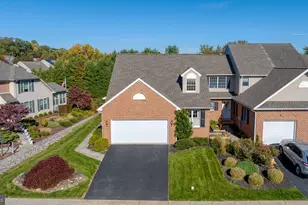 2 Spring Hill Ln, Mountville, PA 17554 - Photo 1