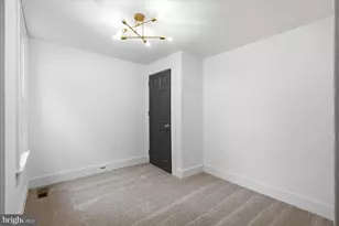 542 E Orange St, Lancaster, PA 17602 - Photo 40