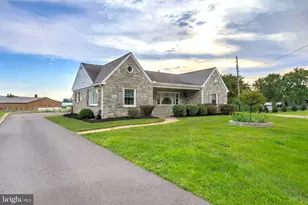 844 W Swartzville Rd, Reinholds, PA 17569 - Photo 2