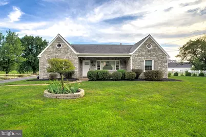 844 W Swartzville Road, Reinholds, PA 17569 - Photo 1