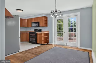 36 W Charlotte St, Millersville, PA 17551 - Photo 10