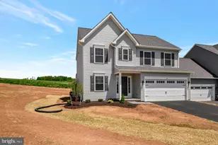 620 S Smith Dr, Quarryville, PA 17566 - Photo 2