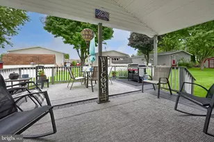 101 Lilly Dr, Ephrata, PA 17522 - Photo 8
