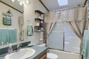 101 Lilly Dr, Ephrata, PA 17522 - Photo 24