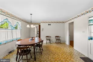 318 Diller Dr, Akron, PA 17501 - Photo 8