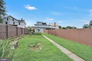811 S Market St, Elizabethtown, PA 17022 - Photo 28
