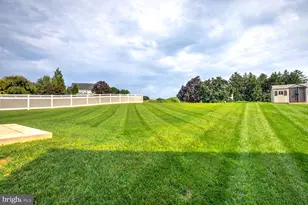 528 Spring Hollow Dr, New Holland, PA 17557 - Photo 40