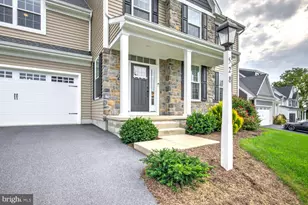528 Spring Hollow Dr, New Holland, PA 17557 - Photo 4