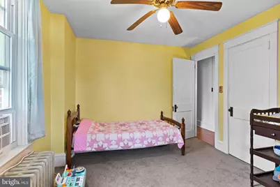 19 S Custer Avenue, New Holland, PA 17557 - Photo 12