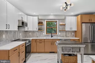 1704 Drummers Ln, Lancaster, PA 17603 - Photo 12