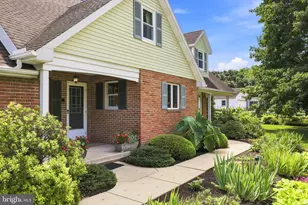 1529 Eshelman Mill Rd, Willow Street, PA 17584 - Photo 6