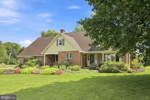 1529 Eshelman Mill Rd, Willow Street, PA 17584 - Photo 2