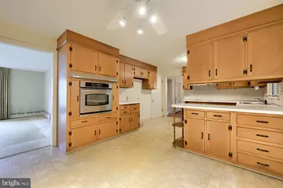 821 Timberline Drive, Gap, PA 17527 - Photo 8
