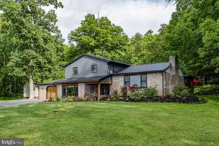 133 Valley View, Ephrata, PA 17522 - Photo 2