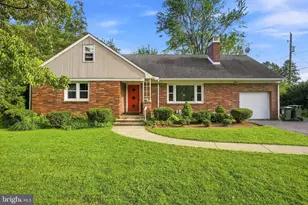 332 Ruth Ridge Dr, Lancaster, PA 17601 - Photo 1