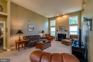 128 Kilgannon Ln, Lancaster, PA 17603 - Photo 6