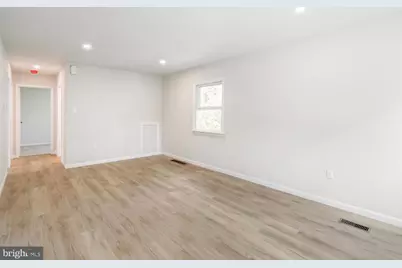 821 Wabank, Lancaster, PA 17603 - Photo 6